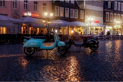 Über E-Roller-Leasing finanziert: Elektro-Scooter auf Marktplatz Über E-Roller-Leasing finanziert: Elektro-Scooter auf Marktplatz